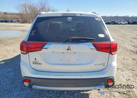 2018 Mitsubishi Outlander Se from USA, damaged, VIN JA4AD3A36JZ035314